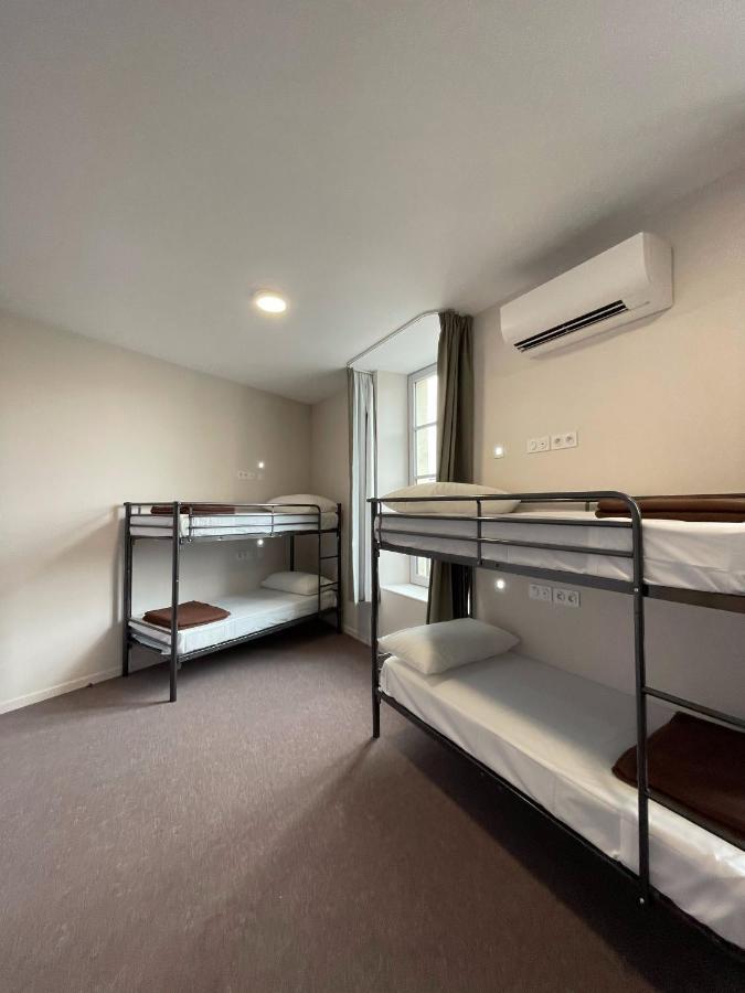 Hostel Flamingo Nimes Gare Centre Bagian luar foto