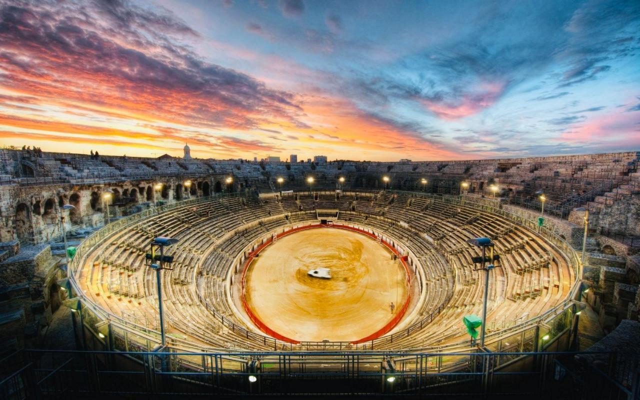 Hostel Flamingo Nimes Gare Centre Bagian luar foto