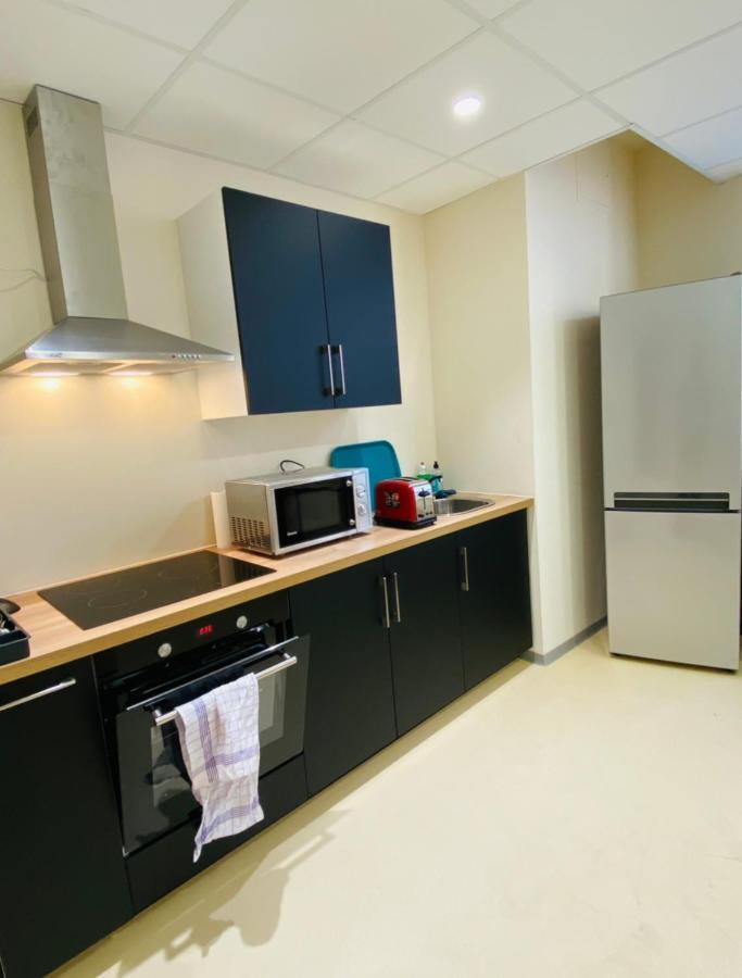 Hostel Flamingo Nimes Gare Centre Bagian luar foto